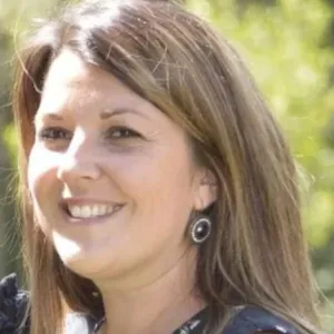 Garde d'enfants à domicile – journée (nuit si besoin)