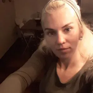 Hight experienced nanny search full-time position...