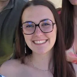 Baby-sitter à tout faire sur Tours 