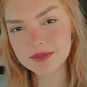 Empregada de limpeza responsável e detalhista