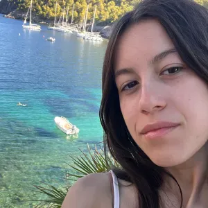 Babysitter affidabile e premurosa a Pavia