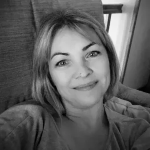 Femme de ménage au alentours d igny comblizy 