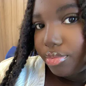 Baby-sitter expérimentée a Nantes