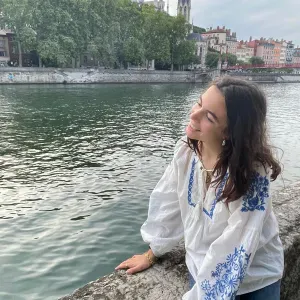 Baby-sitter étudiante sur Marseille