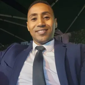 Je recherche une baby-sitter