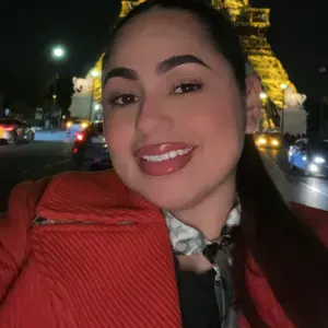 Niñera amorosa y protectora