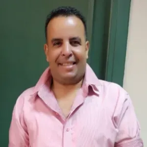 I work and am familiar with household chores.