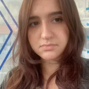 Baby-sitter disponible week-ends – Paris 18e