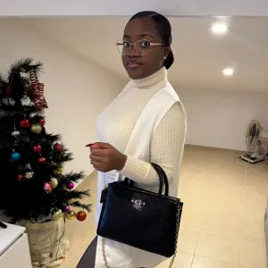 Doméstica com experiência em Lisboa 