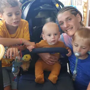 Je recherche baby-sitter 