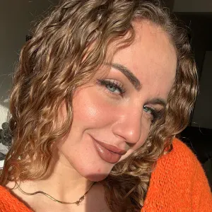 Baby-sitter expérimentée à Paris