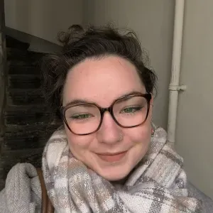 Etudiante proposant une aide aux devoirs à Lyon