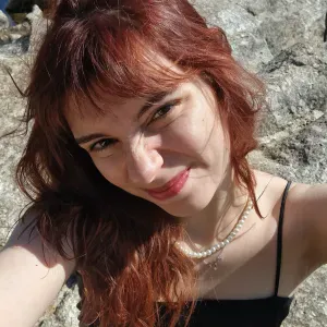 Sou a Lúcia e posso ser uma empregada de limpeza responsável