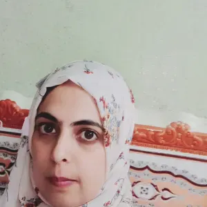 مربية أطفال ذات خبرة تبحث عن عمل