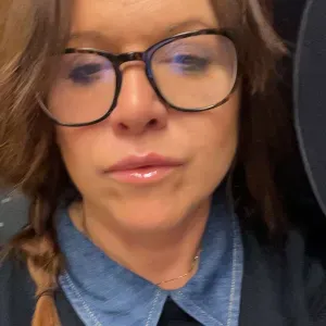 Garde malade, aide à domicile 