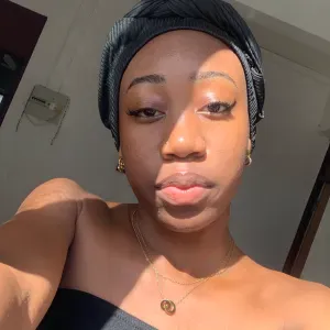 Baby-sitter expérimentée en Guadeloupe 