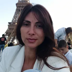 Je suis heureux de vous aider.