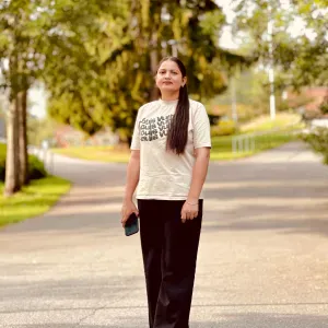 Reliable Babysitter with Experience and a Loving Touch