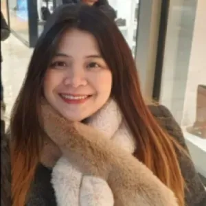 Experienced nanny babysitter housekeeper