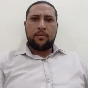 خبير في تربية الحيونات الاليفة 