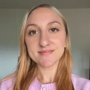 Baby-sitter garde à mon domicile ou au vôtre ☺️