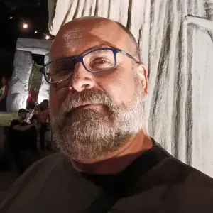 cerco per pulizia zona colli albani