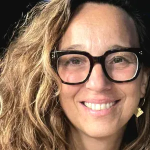 Donna per pulizie domestiche