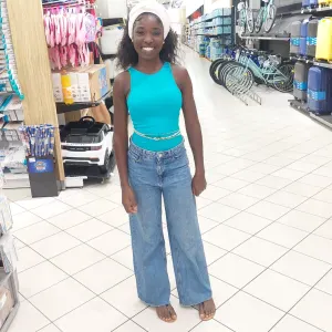 Baby-sitter disponible pour veiller sur vos enfants