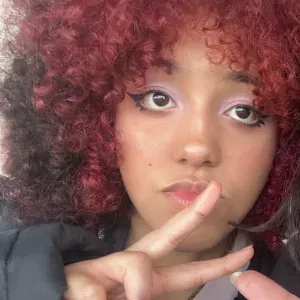 Baby/pet-sitter sur Paris et les alentours a mi temps !!