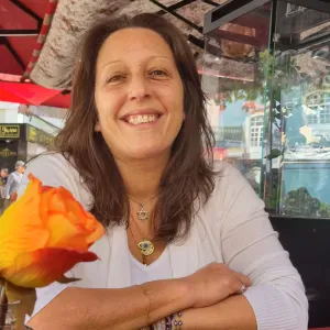 Sónia Santos | Empregada de Limpeza