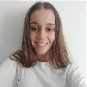 Ripetizioni a studenti di elementari, medie e superiori