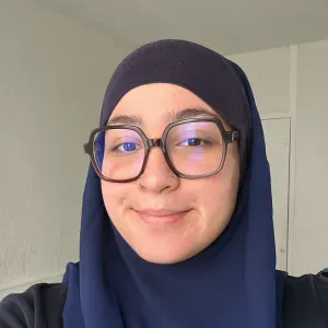 Baby-sitter novice et motivée 