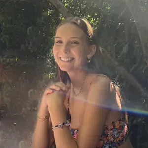 Baby-sitter occasionnelle ou régulière au Mans  