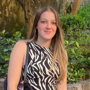Empregada de limpeza responsável