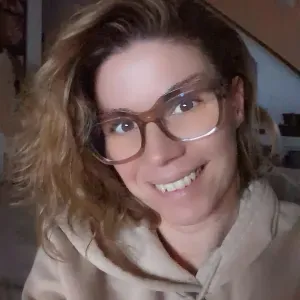 Nounou à domicile 20 ans d'expérience 
