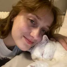 Jeune passionnée d'animaux à votre service !