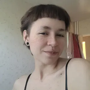 Baby-Sitter proche de Delle :)