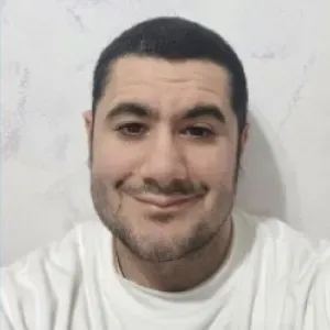 Responsible cleaner in Italy and house/ store keeper