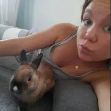 Aide à domicile ( sorties, repas, ménages )