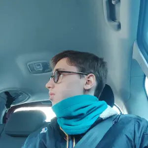 Pet-sitter Bruxelles, adore les animaux n'hésitez pas .