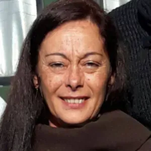 Agente gerietria com muitos anos de experiência 