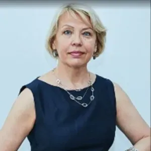 Cuidadora las personas mayores