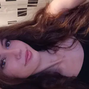 Erfahrene Babysitterin mit Herz