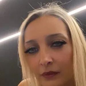 Cerco lavoro zona Como ,badante diurno,