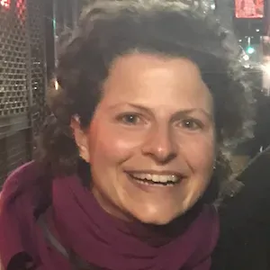 Recherche femme de ménage + repassage à Montreuil