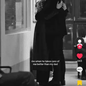 I'm a experienced babysitter you should choose me 