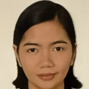 Baby-sitter expérimentée d'origine des philippines