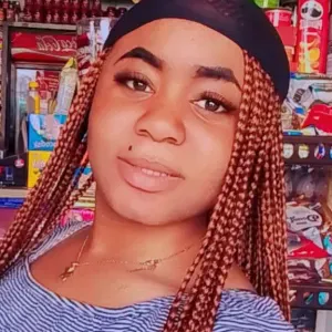 Je suis une femme de ménage je suis au Maroc 