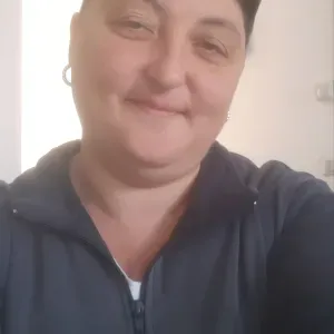 Addetta  alle pulizie e stiro 