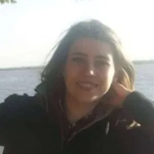 "Niñera con experiencia y referencias disponibilidad inmedia